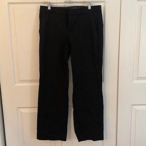 Like New Banana Republic Logan Pants- in black!